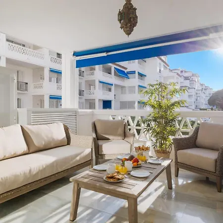 Διαμέρισμα 3 En Playas Del Duque Ref C 111
