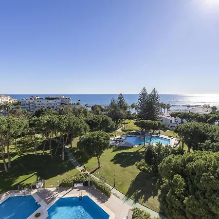 Appartement 3 En Playas Del Duque Ref C 111 *