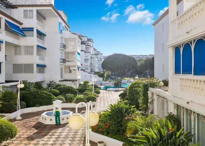 3 En Playas Del Duque Ref C 111 Marbellac